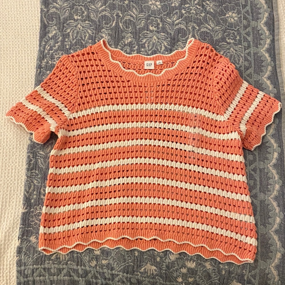 GAP Coral and Cream Striped Knit Top